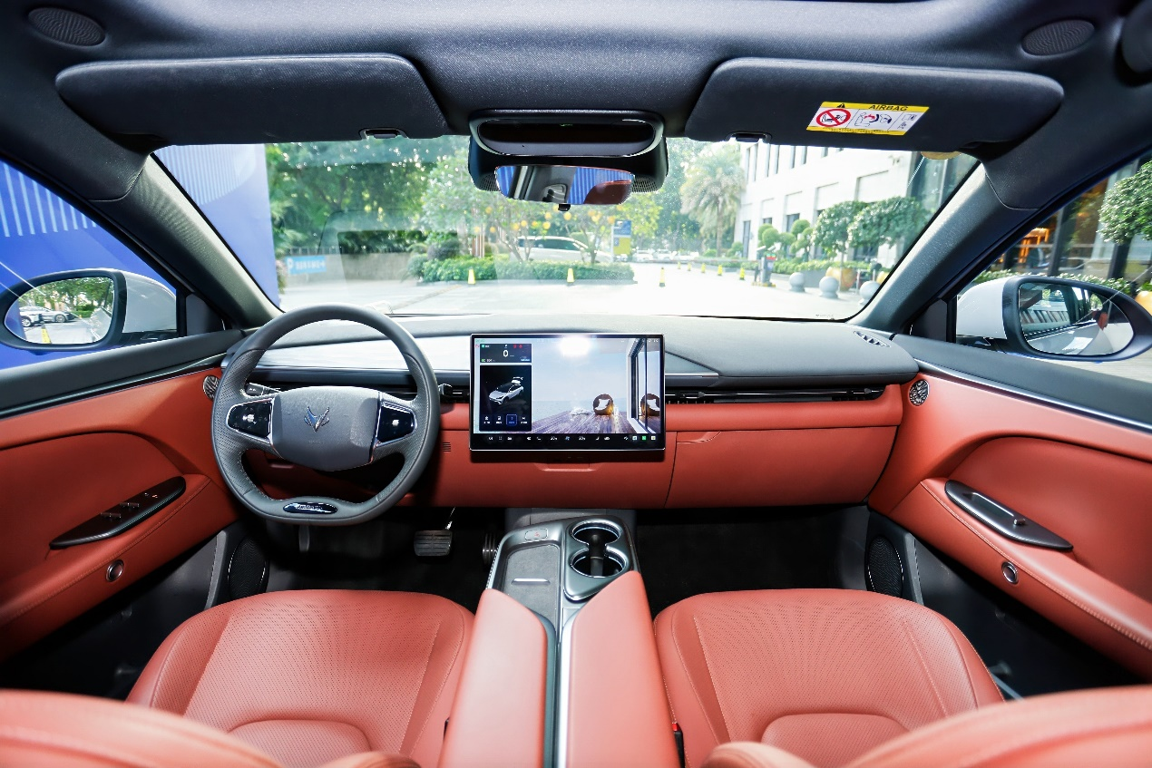 全球首发单芯片舱驾融合方案量产落地，车联天下携手合作伙伴展示全场景能力