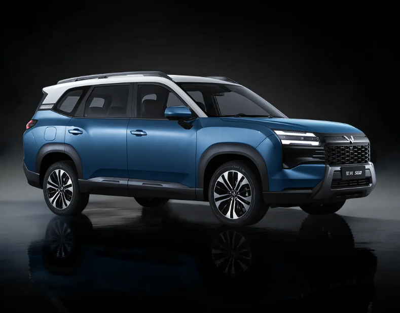 五菱首款硬派SUV星光560官图发布，将于12月11日首发亮相