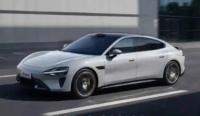 小米三款新车齐曝光：家庭、性能、豪华全域布局，剑指市场新标杆