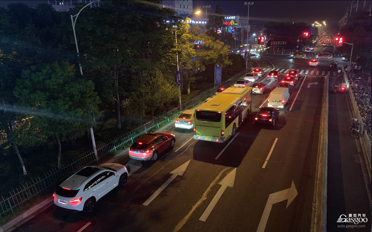 汽车行业的苦日子,还在后头