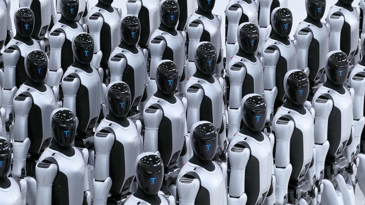 从春晚舞台走向流水线：2025年，人形机器人的“成人礼”