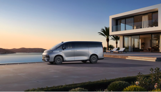 预售31.98万~38.98万 吉利银河V900开启预售