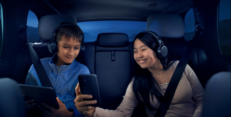 哈曼推出Ready StreamShare 提供可共享聆听的个人音频区域和座舱通信功能