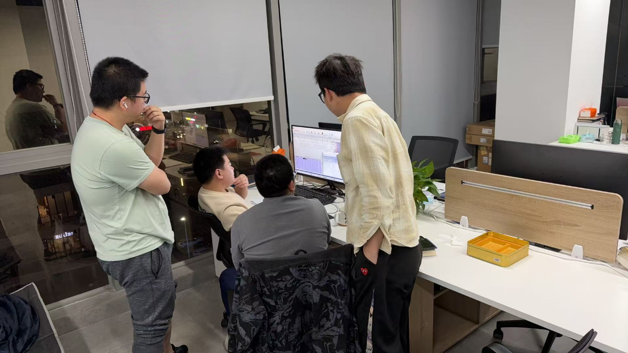 团队图片.png 团队图片.png