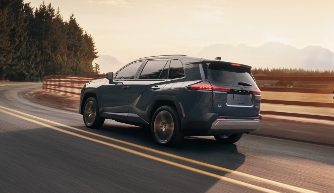 丰田计划两年内将混动车产销量提升近三成