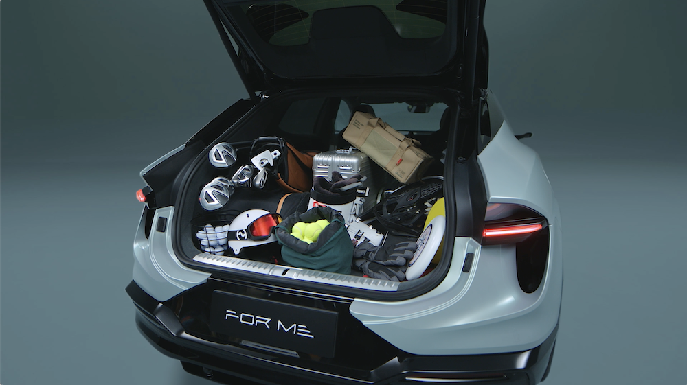 6、全新莲花For Me后备箱空间.png 6、全新莲花For Me后备箱空间.png