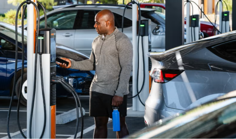 ChargePoint CEO：伊朗局势推高油价，或将拉动欧洲电动汽车需求