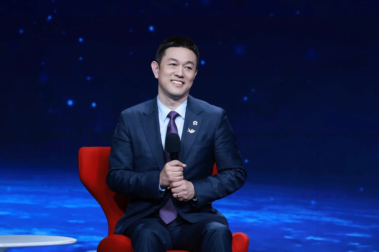 李斌成了“蔚小理”中造车最认真的那个？