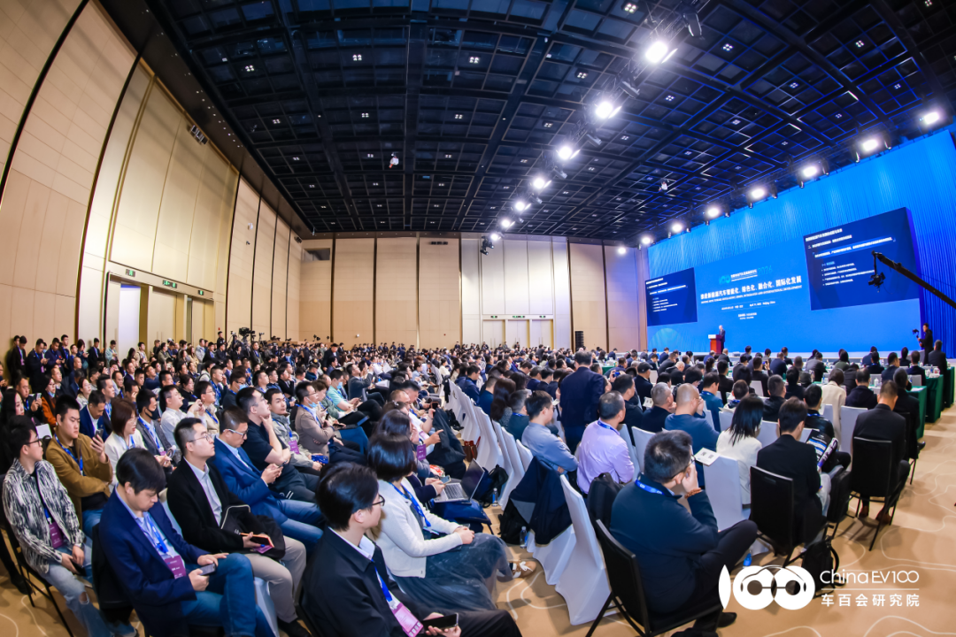 八大亮点直击产业核心，智能电动汽车发展高层论坛（2026）圆满召开