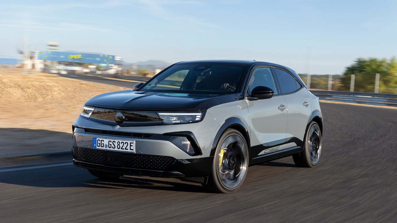 Stellantis与微软签署五年AI与网络安全合作协议