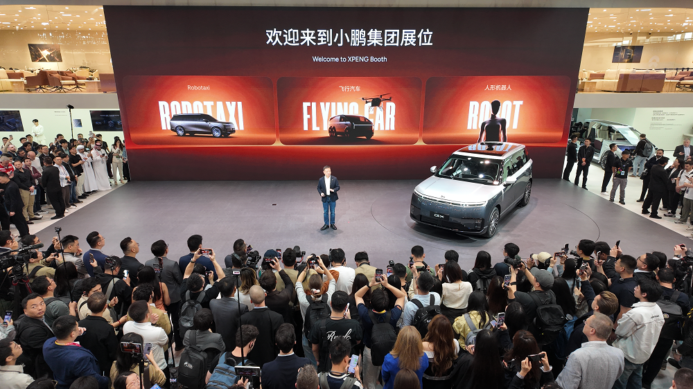 小鹏GX全系车色亮相北京车展，小鹏第二代VLA智驾报告迎来首发：全系Ultra车型订单环比提升118%