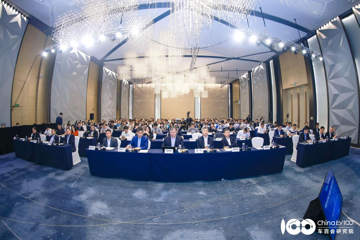 第二届自动驾驶产业发展论坛召开，探索发展与安全新路径