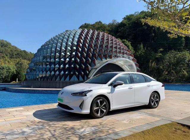 只卖16万多,百公里电耗12.7kWh,每公里电费6分钱,TA是谁?