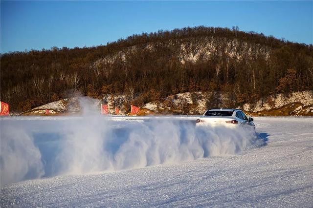遇强则强，VV7混动家族挑战极限之旅