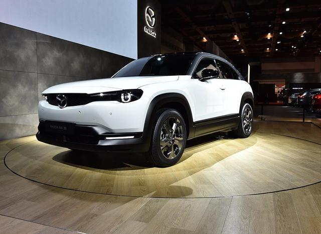 马自达首款电动车公布英国预售价,高配约24万