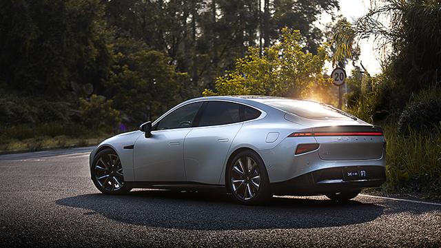 22.99万起 小鹏P7上市 要挑战的 除了Model 3还有续航660公里的它