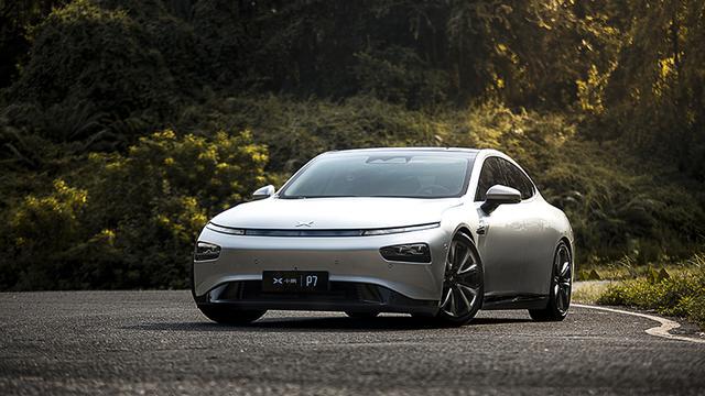 22.99万起 小鹏P7上市 要挑战的 除了Model 3还有续航660公里的它