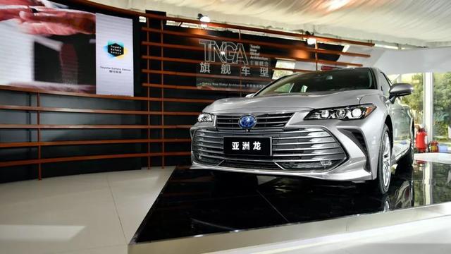 亚洲龙，一汽丰田品牌向上的唯一机会？