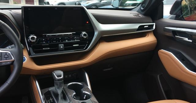 丰田2020年规划，销售目标176万辆！天价保姆车终于来了