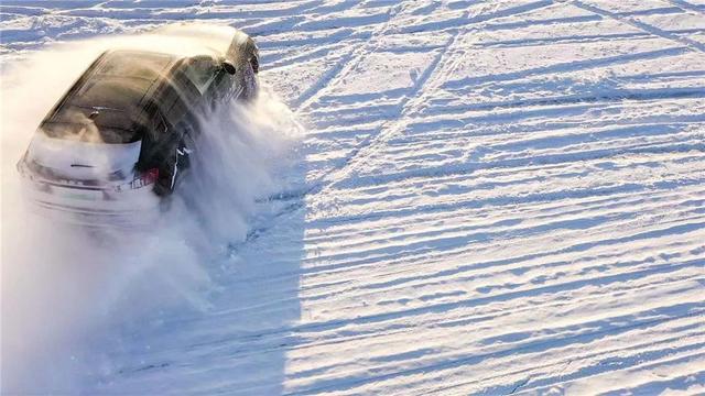 遇强则强，VV7混动家族挑战极限之旅