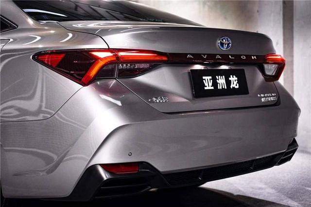 盘点10月卖得最好的十款中型车,可以猜出谁是“年度销冠王”了?