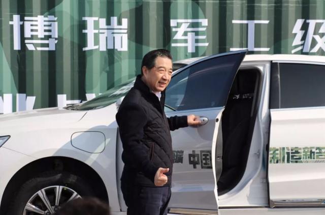 军工品质,抗压8吨重力,局座张召忠:“中国制造也是很牛滴!”