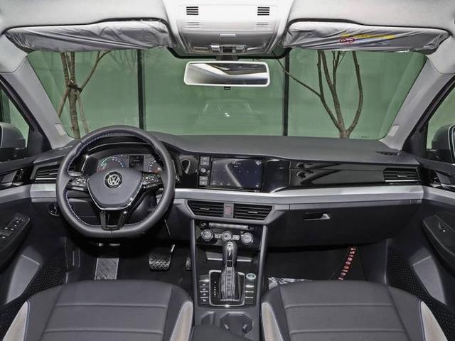 高尔夫/宝来&bull;纯电上市，补贴后13.68万起售，&ldquo;小钢炮&rdquo;本色不变