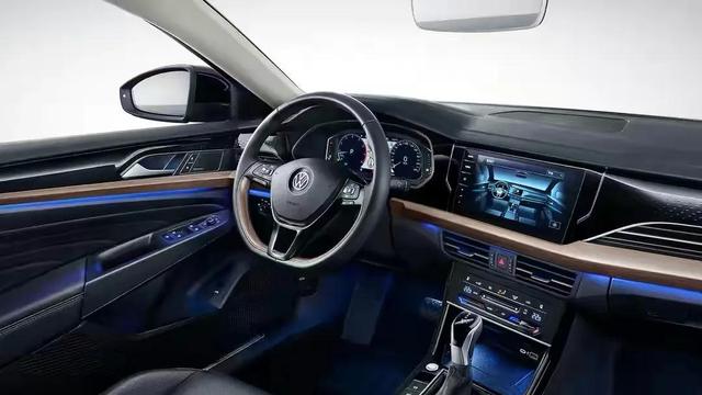 帕萨特又双叒改款了21款配置再升级据说安全也有提升