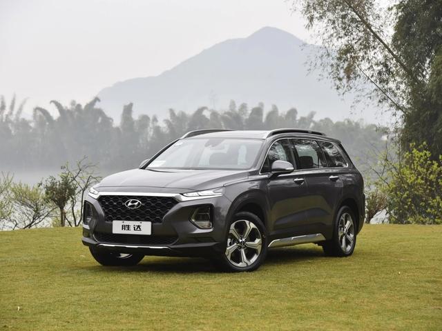 楼兰2.5L低配20.78万，胜达2.0T低配19.78万，自吸和涡轮选谁更好