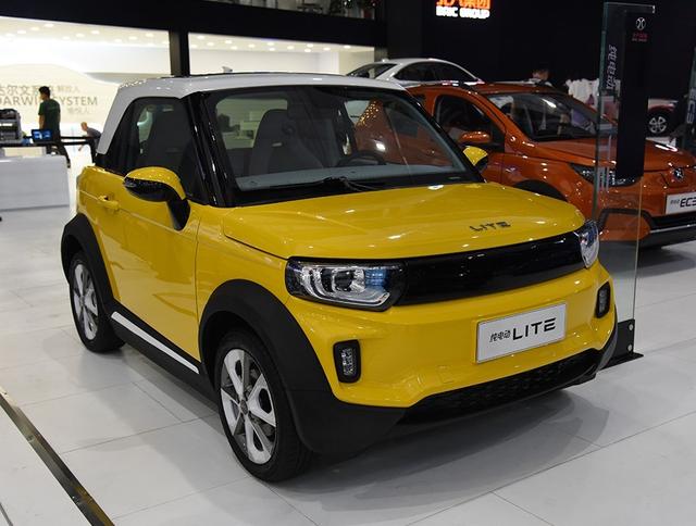 续航305公里售价15.88万起,赛麟迈迈上市