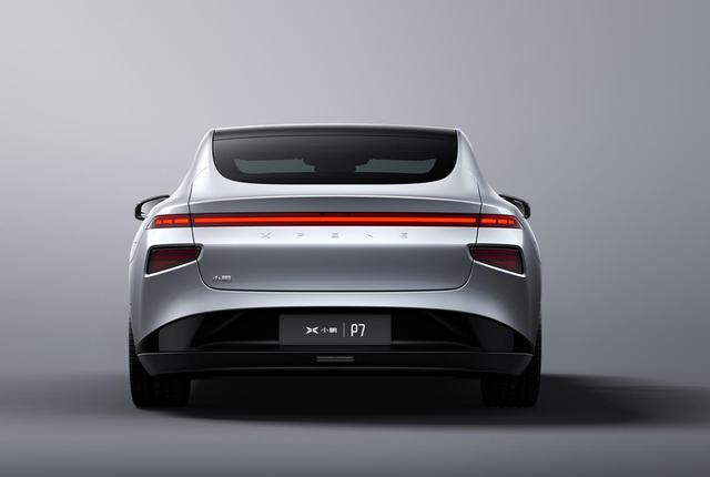 续航706公里，小鹏P7长续航版曝光，四月上市