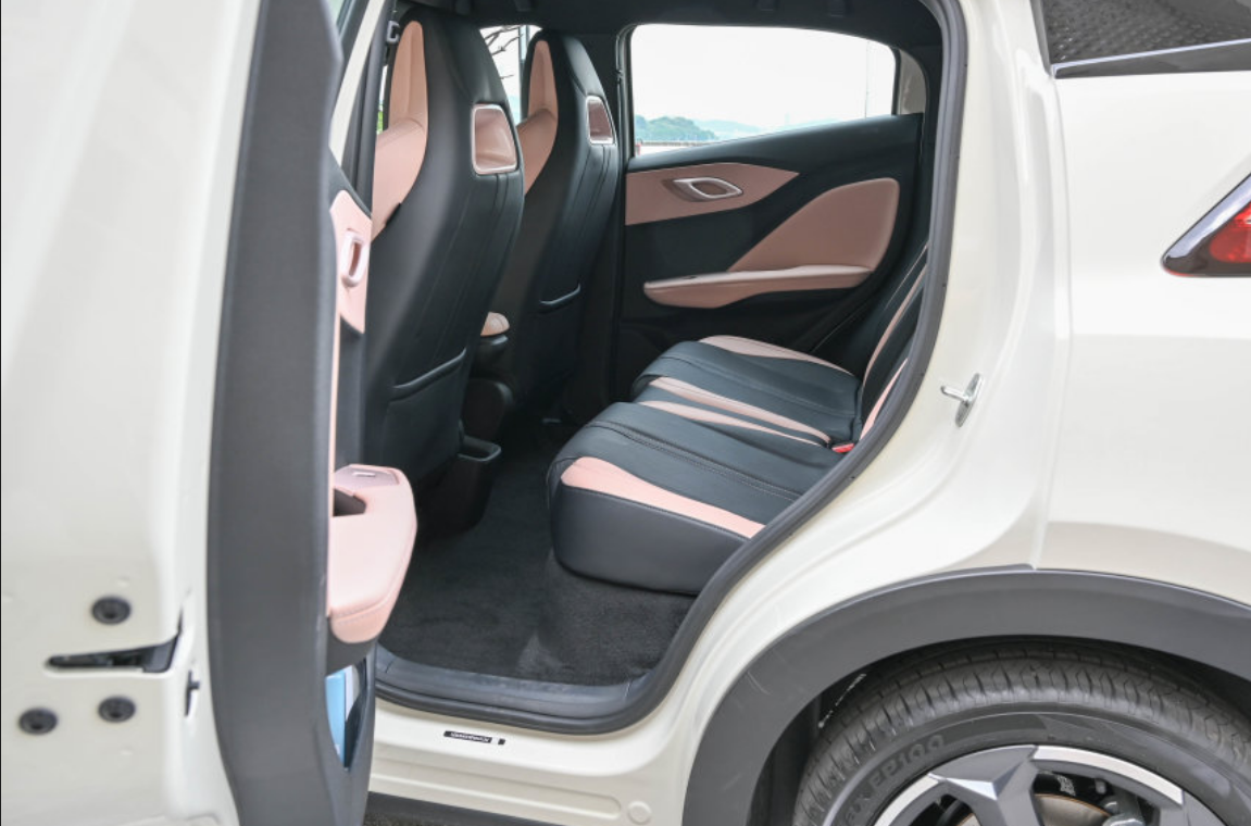 全网热议的比亚迪海鸥真那么超值？探店后总结9个点，你看香吗？