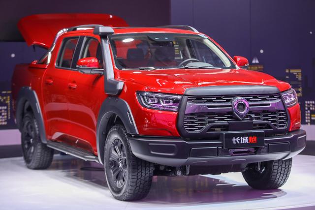 国产猛禽真的来了！全系2.0T+四驱系统，还配备7种驾驶模式