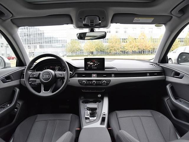 大众迈腾VS奥迪A4L，为何大家都选择迈腾？老司机：对比一目了然