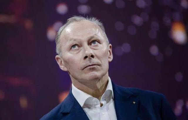 双双换帅!火速踢走CEO博洛雷,雷诺向日产示好