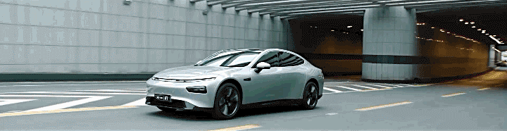 22.99万起 小鹏P7上市 要挑战的 除了Model 3还有续航660公里的它