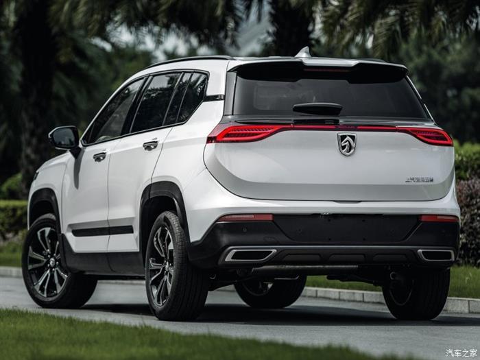 终于见到真面孔 宝骏全新suv官图发布