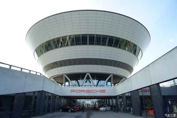 保时捷制定三管齐下策略