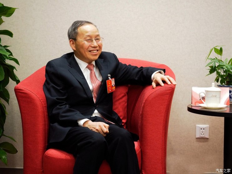 张兴海两会建议:支持智能车企上科创板