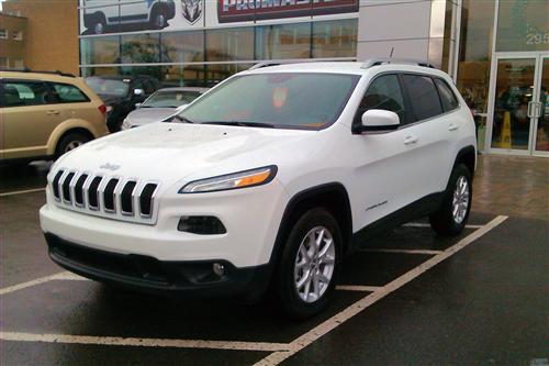 克莱斯勒全球召回85万辆Jeep等车 在华3.4万辆